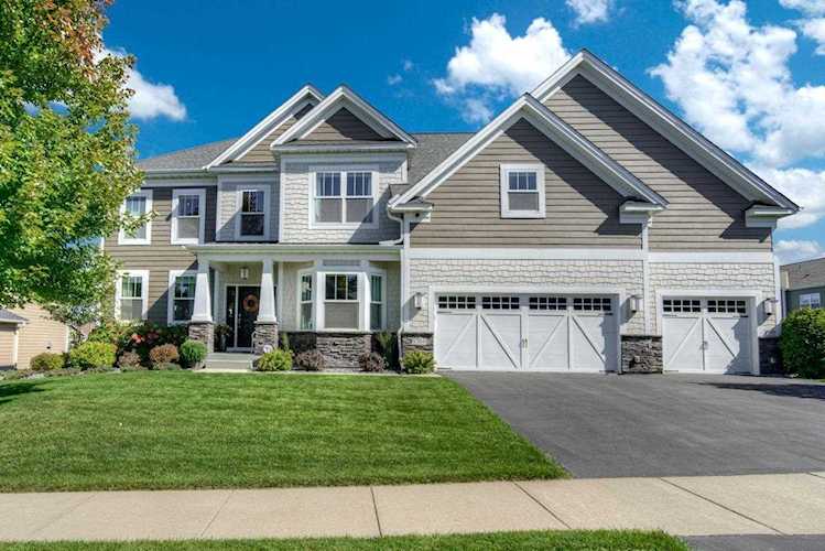 9760 Frederick Place Eden Prairie, MN 55347