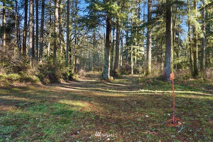 13810 115th Ave NW Gig Harbor, WA 98329