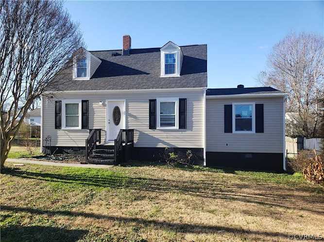 2915 Maple St Hopewell, VA 23860