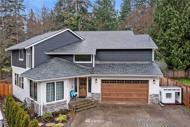 19005 77th Street Ct E Bonney Lake, WA 98391