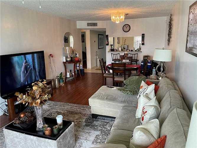 11314 Taft St #11314 Pembroke Pines, FL 33026