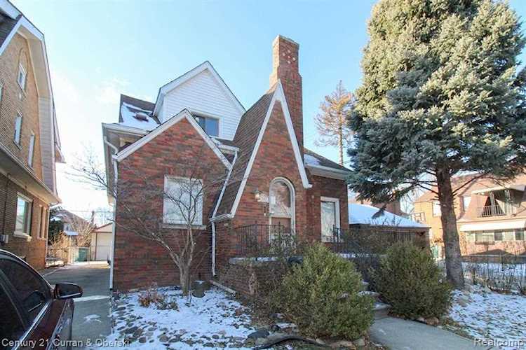 7337 Appoline St Dearborn, MI 48126