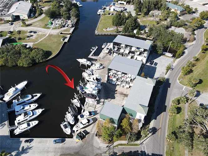 827 Roosevelt Blvd #005 Tarpon Springs, FL 34689