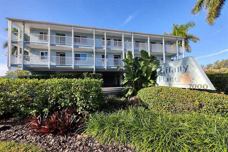 7000 Gulf Dr #115 Holmes Beach, FL 34217