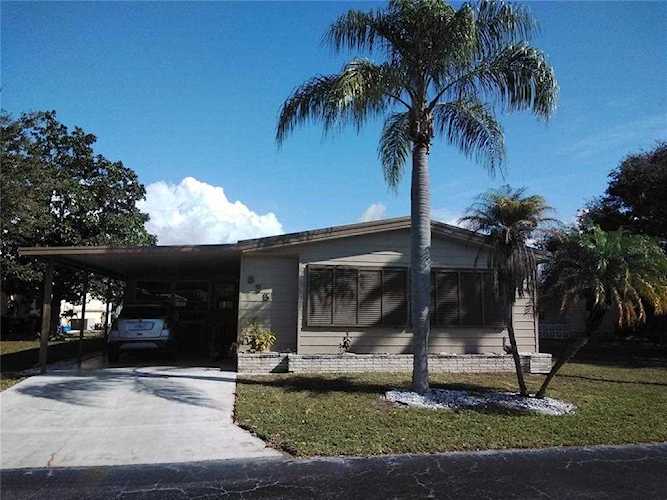 325 Tropical Dr Osprey, FL 34229
