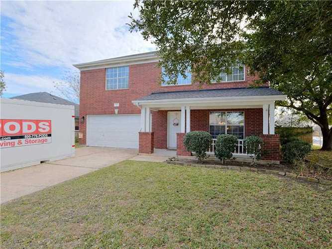 100 Britni LOOP Kyle, TX 78640
