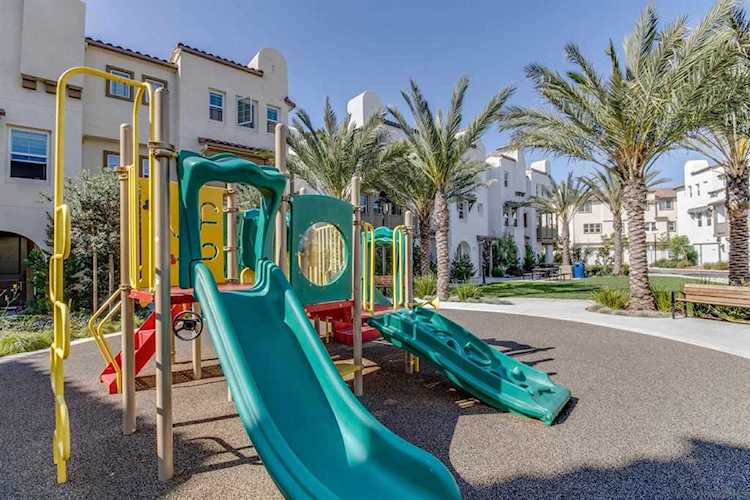 12962 Peppergrass Creek Gate #43 San Diego, CA 92130