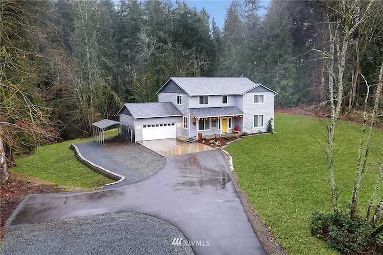 8705 72nd Ave E Puyallup, WA 98371