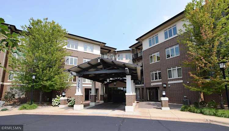 MLS 6141701 | Hennepin County condo for sale | Saint Louis Park Photo 1