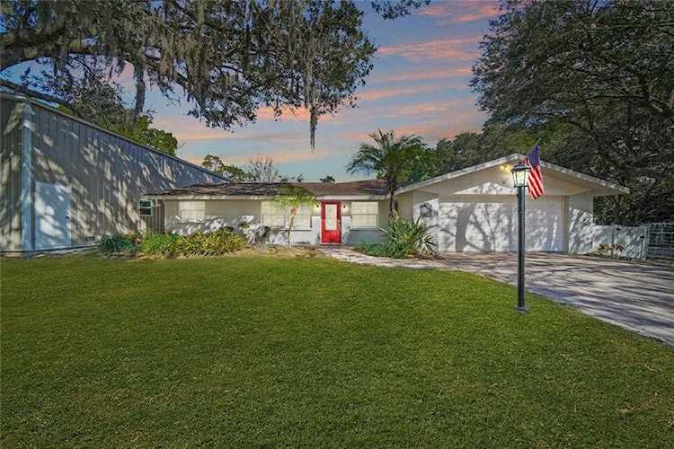1540 Sweetland St Nokomis, FL 34275