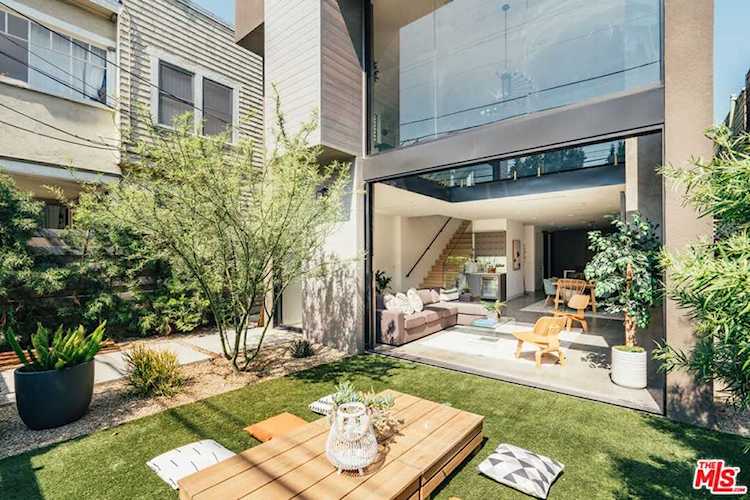213 Horizon Ave Venice, CA 90291