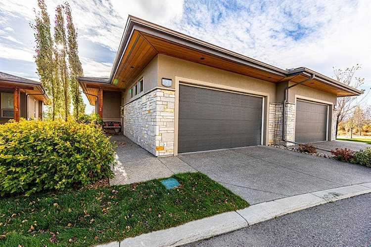 2 Watermark Villas Rural Rocky View County, AB T3L 0E2