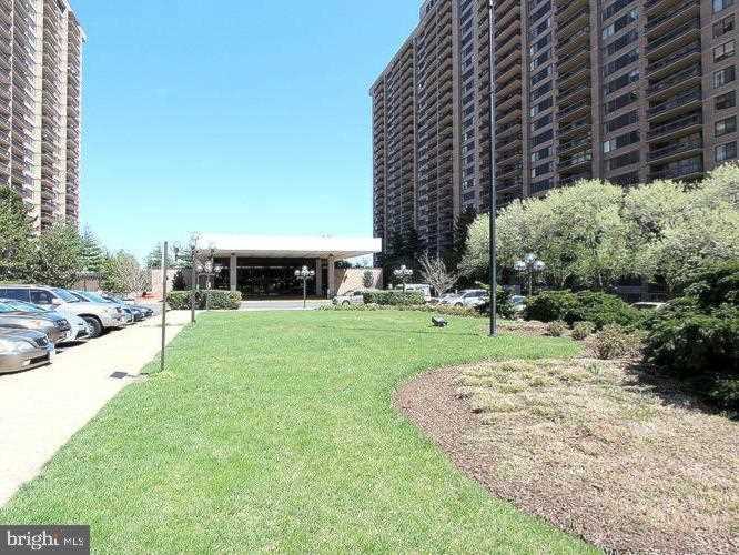 3705 George Mason Dr S #306S Falls Church, VA 22041