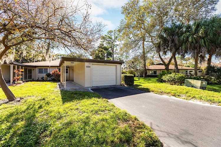 2302 Lark Ln #24 Sarasota, FL 34231