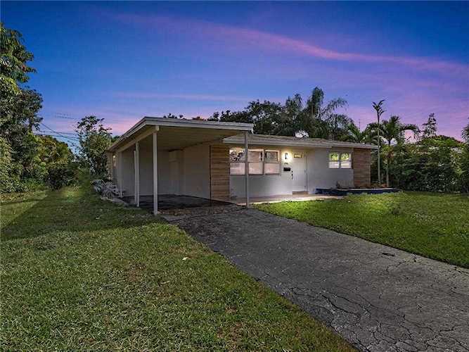 4968 SW 92nd Ave Cooper City, FL 33328