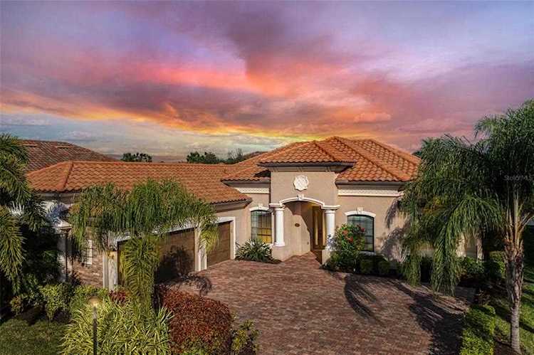 5605 Cloverleaf RUN Lakewood Ranch, FL 34211