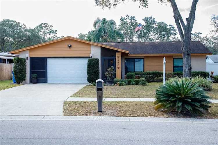 2706 Bryan Manor Dr Brandon, FL 33511