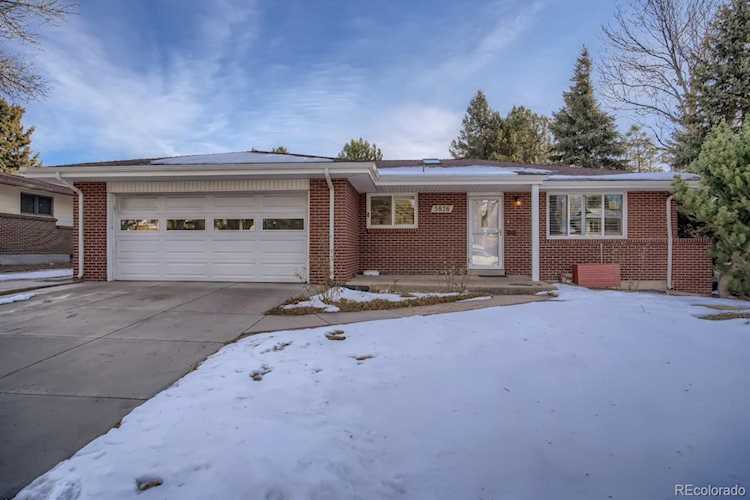 5876 Parfet Ct Arvada, CO 80004