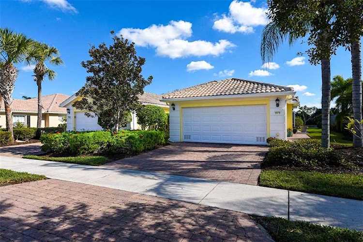 5979 Benevento Dr Sarasota, FL 34238