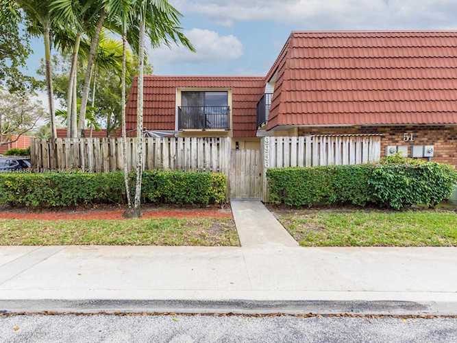9956 NW 6th Pl #9956 Plantation, FL 33324