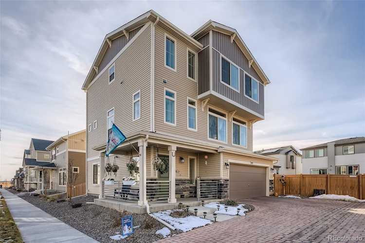 10073 Yampa Ct Commerce City, CO 80022