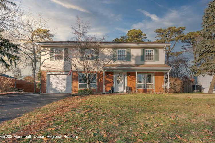 406 Lawrence Dr Lanoka Harbor, NJ 08734 | MLS 22201054 Photo 1