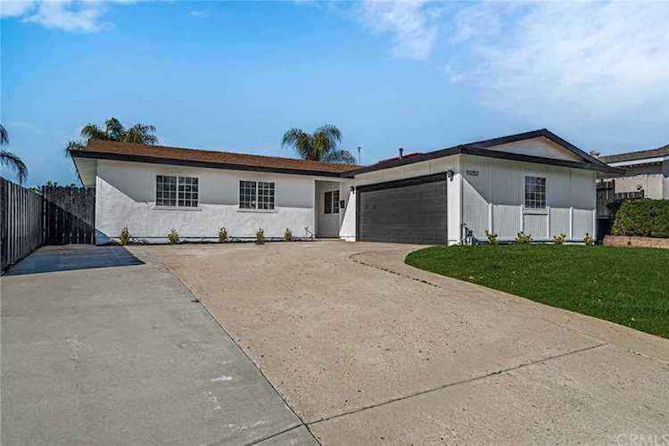 10252 Santana St Santee, CA 92071