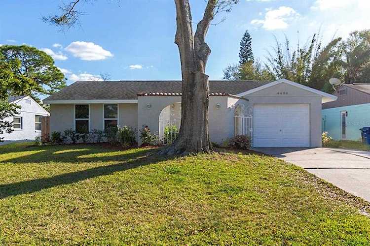 4600 Selma St Sarasota, FL 34232