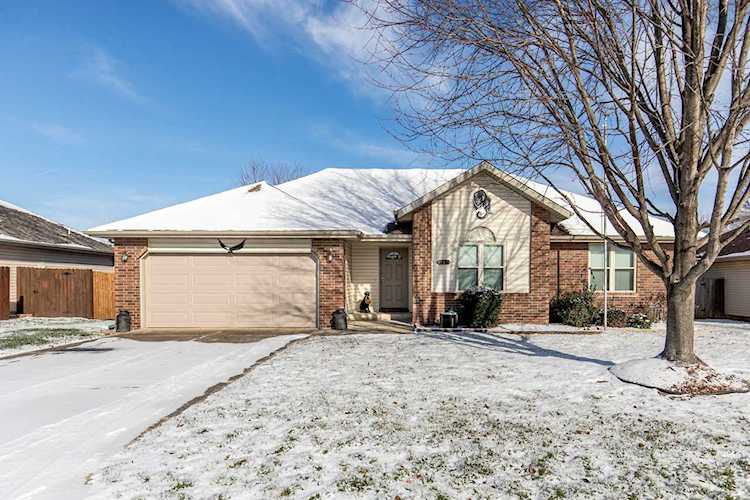 5553 W Lombard St Springfield, MO 65802