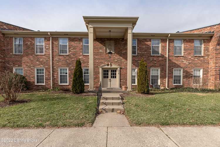 256 Stonehenge Dr #103 Louisville, KY 40207