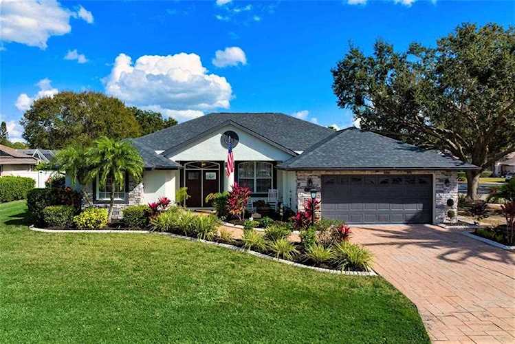 5513 61st Ln E Bradenton, FL 34203