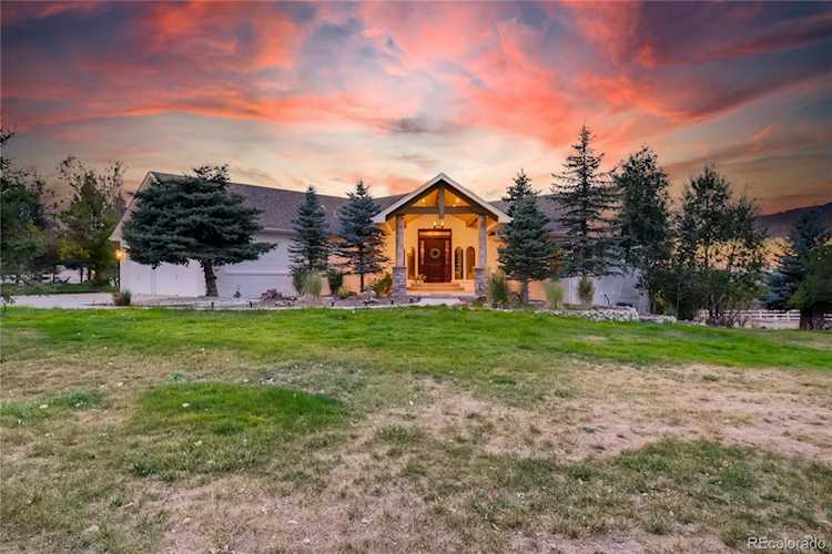 858 Meadow Station Circle Parker, CO 80138