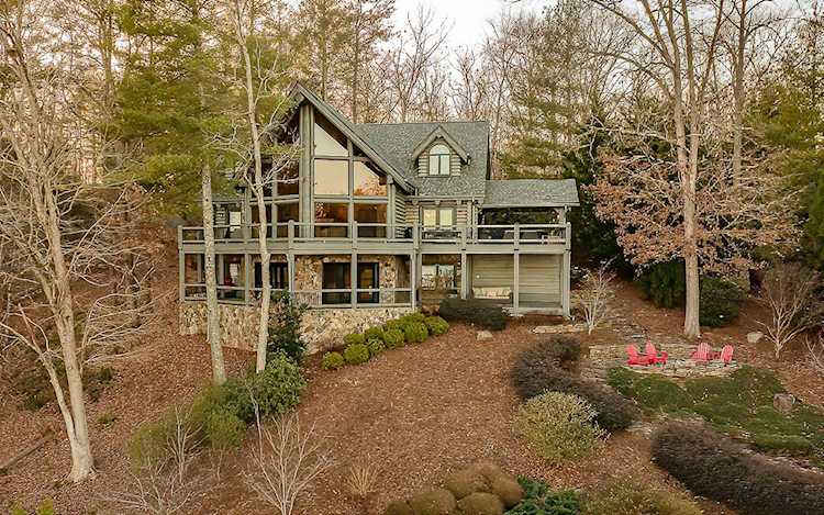 37 Rome Point Blue Ridge, GA 30513