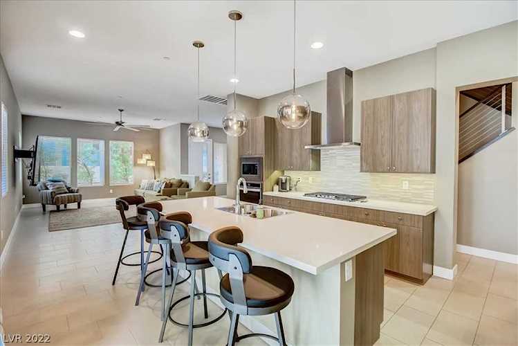 11250 Cactus Tower Ave #101 Las Vegas, NV 89135