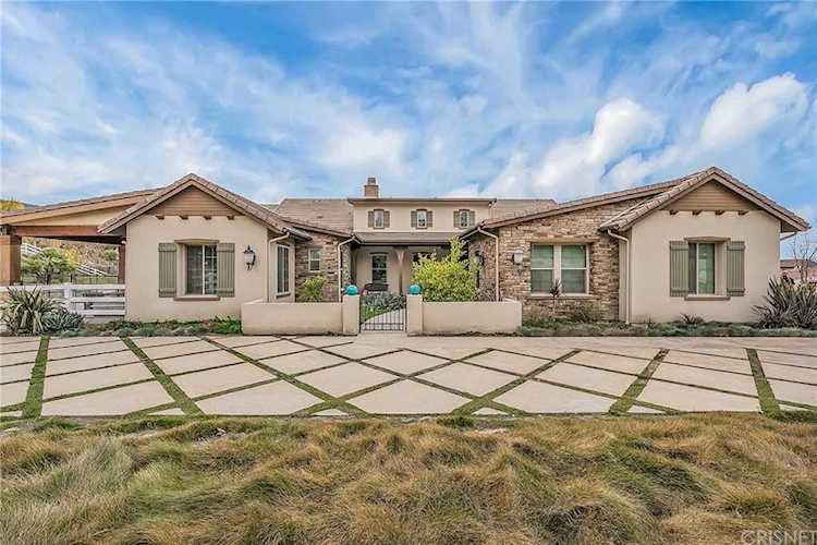 15828 Toscana Ct Canyon Country, CA 91387
