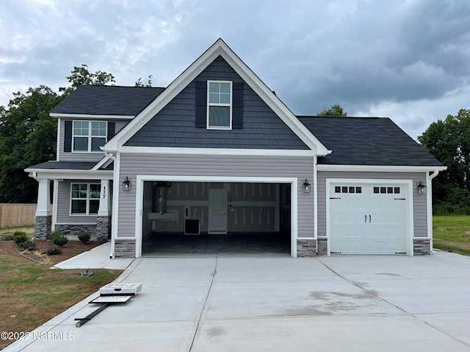 117 N Nolan Park Drive Selma, NC 27576
