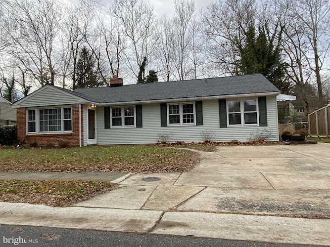 716 Brook Dr Newark, DE 19713