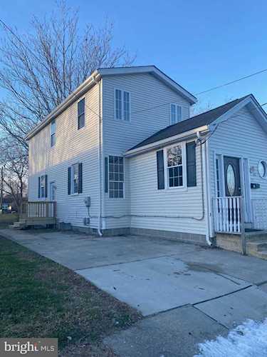 521 Center St Laurel, DE 19956
