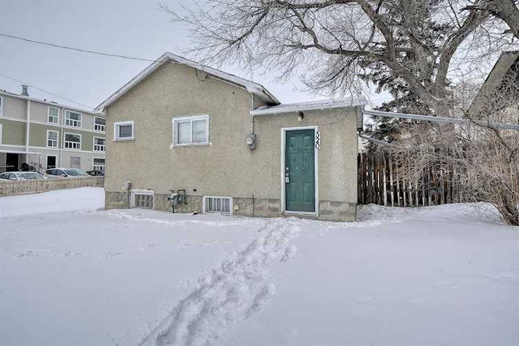 320 Powell St Cochrane, AB T4C 2A4