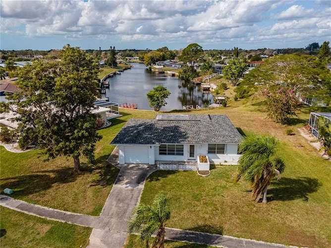 6332 Otis Rd North Port, FL 34287