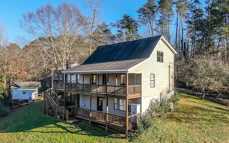 113 Holly Ridge Lane East Ellijay, GA 30540