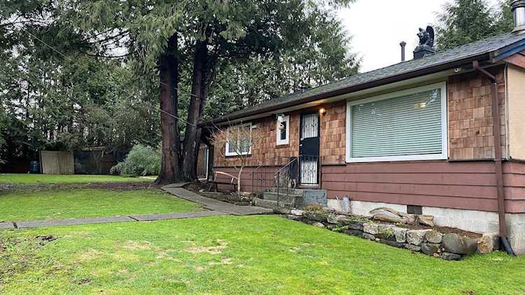 13704 110A Avenue Surrey, BC V3R 2B1