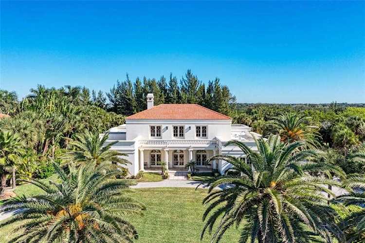 1544 N Casey Key Rd Osprey, FL 34229