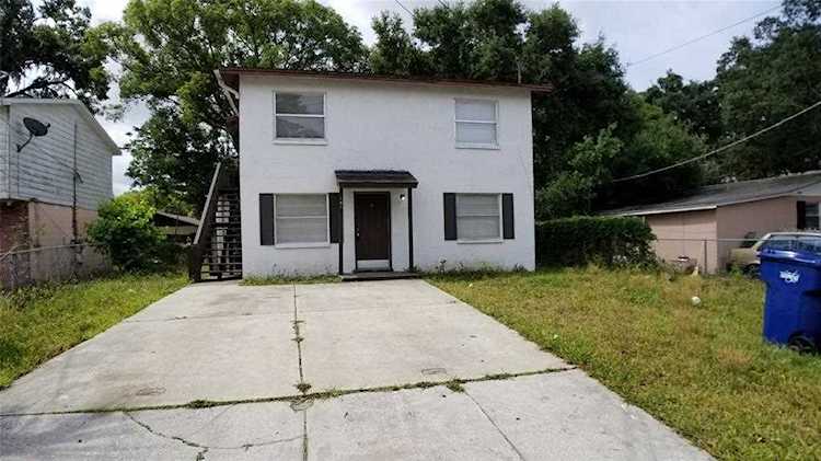 1413 E Holland Ave Tampa, FL 33612