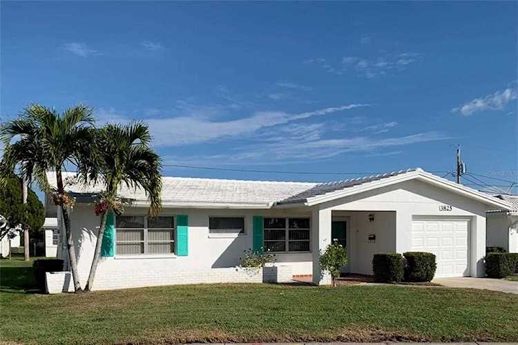 3825 Mainlands Blvd N #3 Pinellas Park, FL 33782