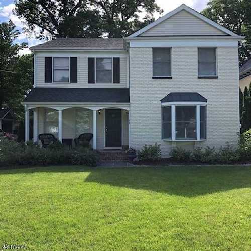 25 Ruthven Pl Summit, NJ 07901