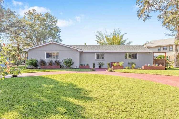 7213 Peninsular Dr New Port Richey, FL 34652