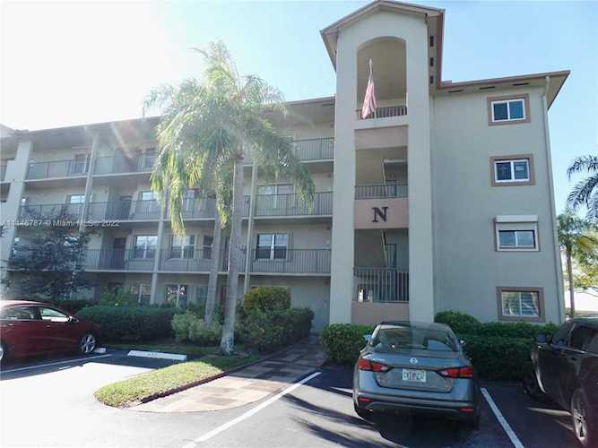 1500 SW 131st Way #213N Pembroke Pines, FL 33027