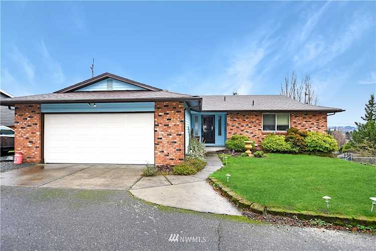 3517 33rd St NE Tacoma, WA 98422