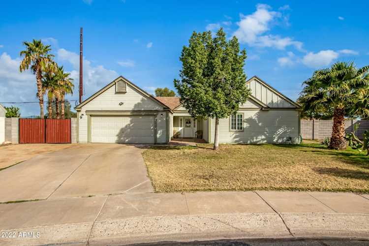 736 E Brooks Street Chandler, AZ 85225